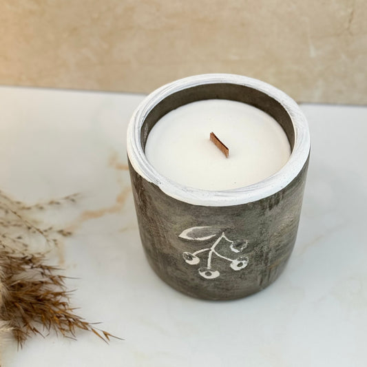 Juniper & Sweet Gin Concrete Candle