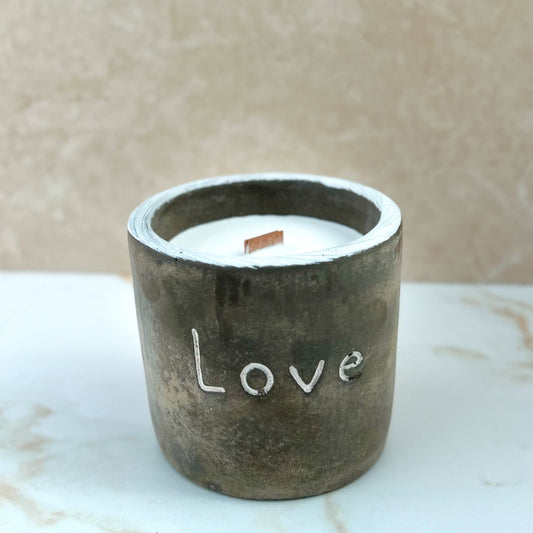 fig and cassis concrete wooden wick candle